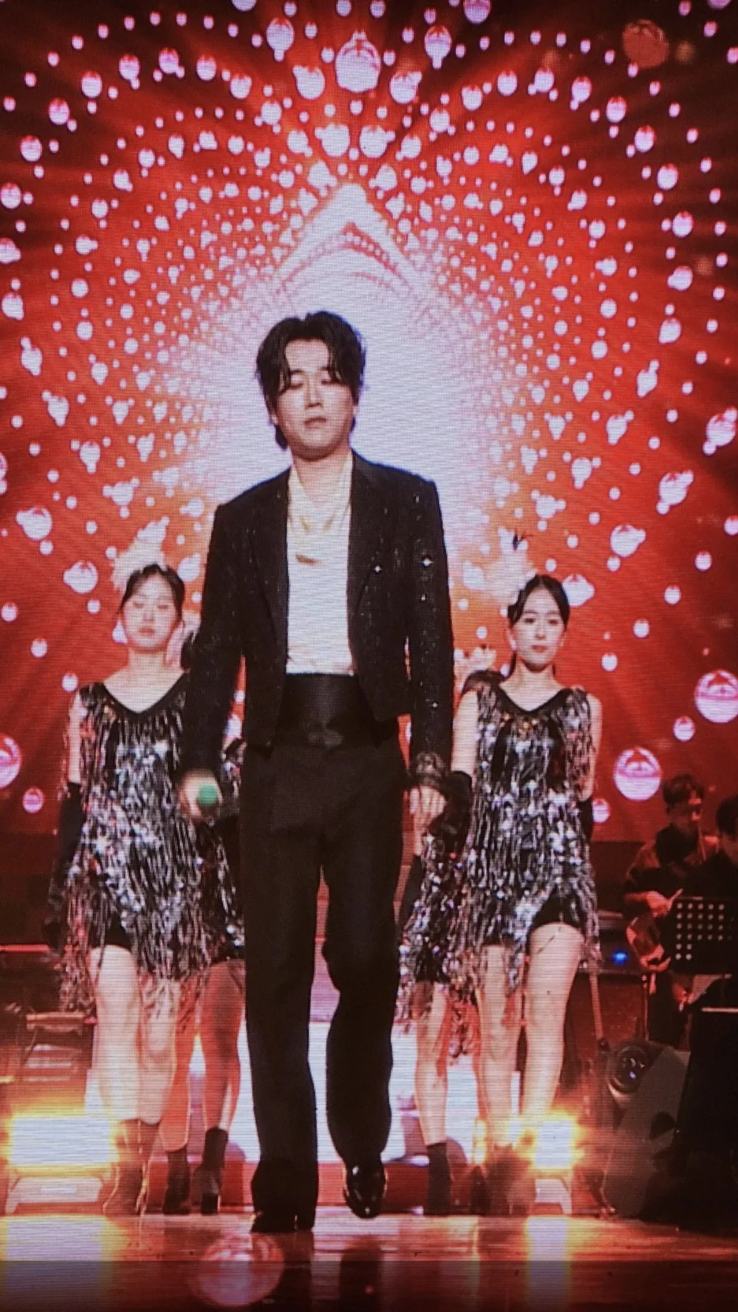 Today's popular wallpaper in Hwang Youngwoong community