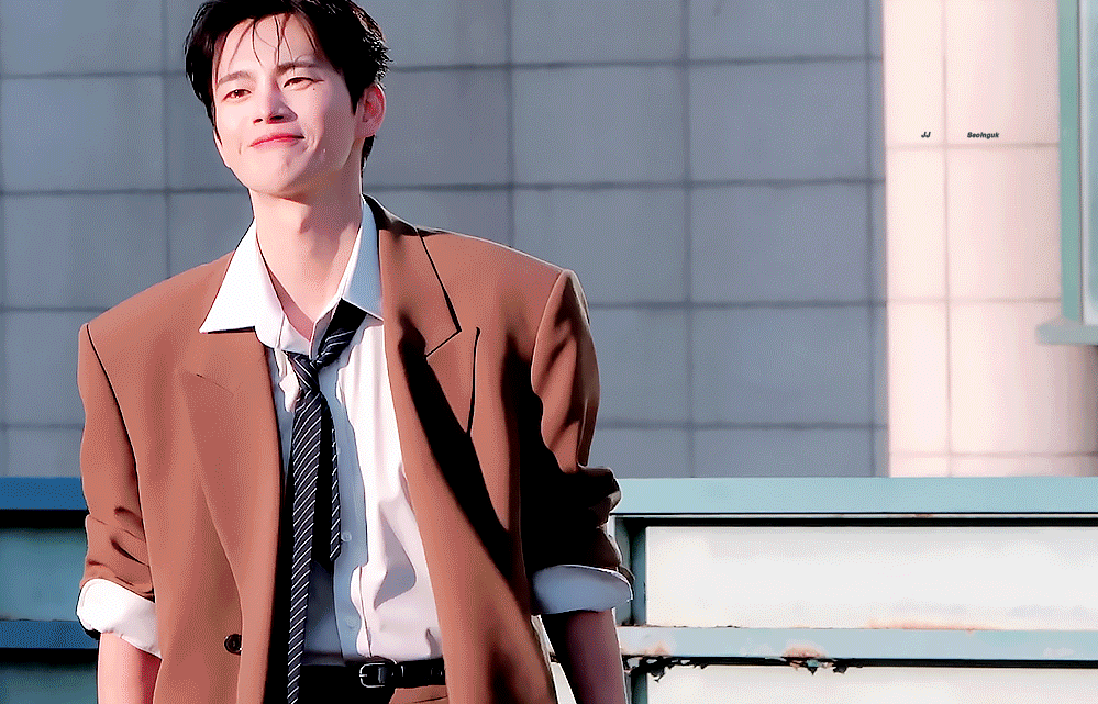 Momen yang diabadikan oleh penggemar Seo Inguk