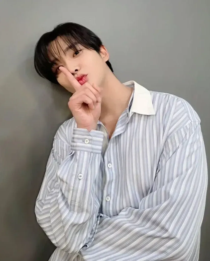 Momen yang diabadikan oleh penggemar Rowoon