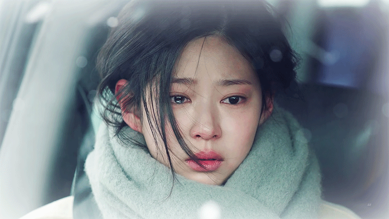 Behind-the-scenes cut of Kim Minju