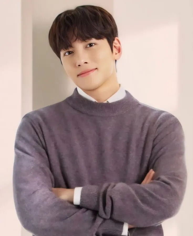 Recent activity shot of Ji Changwook