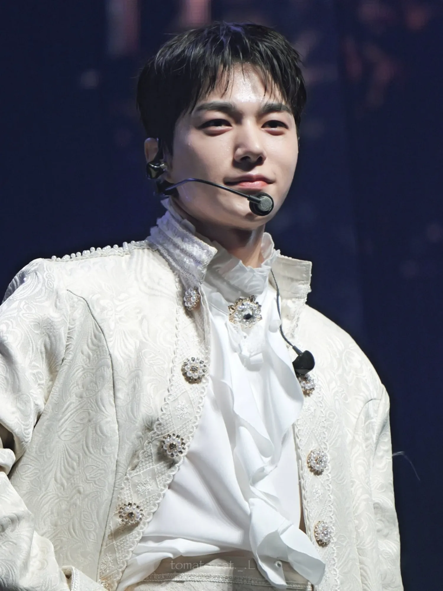 Recent activity shot of Kim Myungsoo (L)