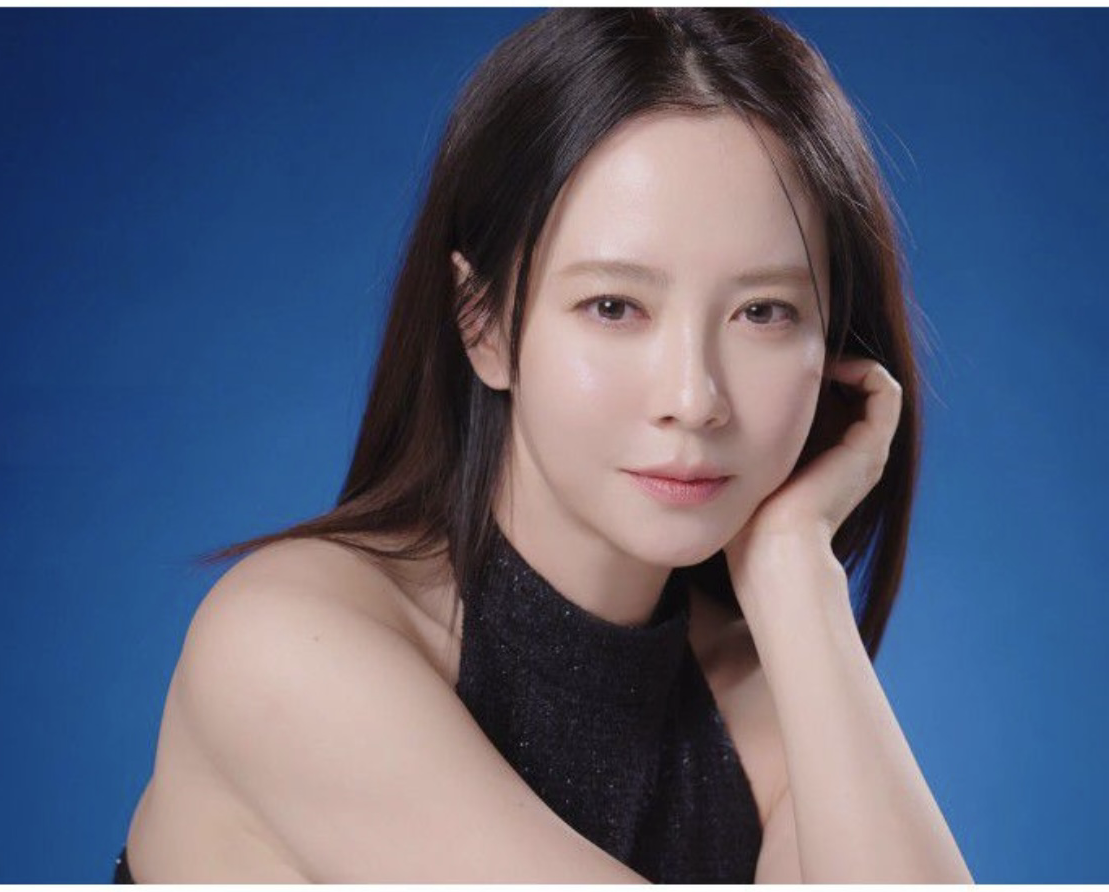 Momen yang diabadikan oleh penggemar Song Jihyo