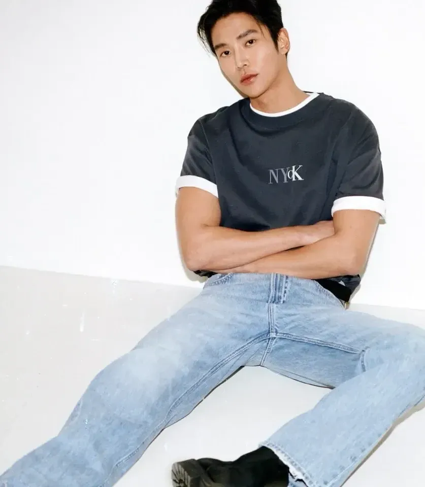 Cuplikan di balik layar dari Rowoon