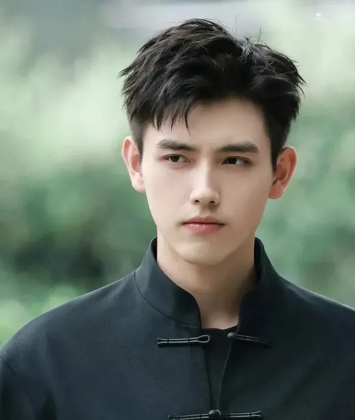 Latest photo of Arthur Chen