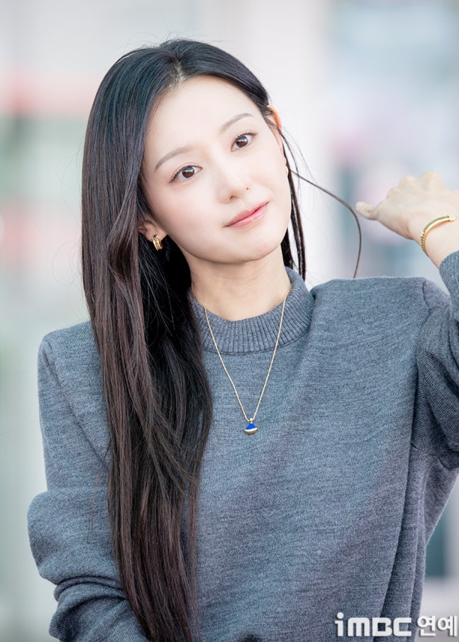 A moment captured by a fan of Kim Jiwon