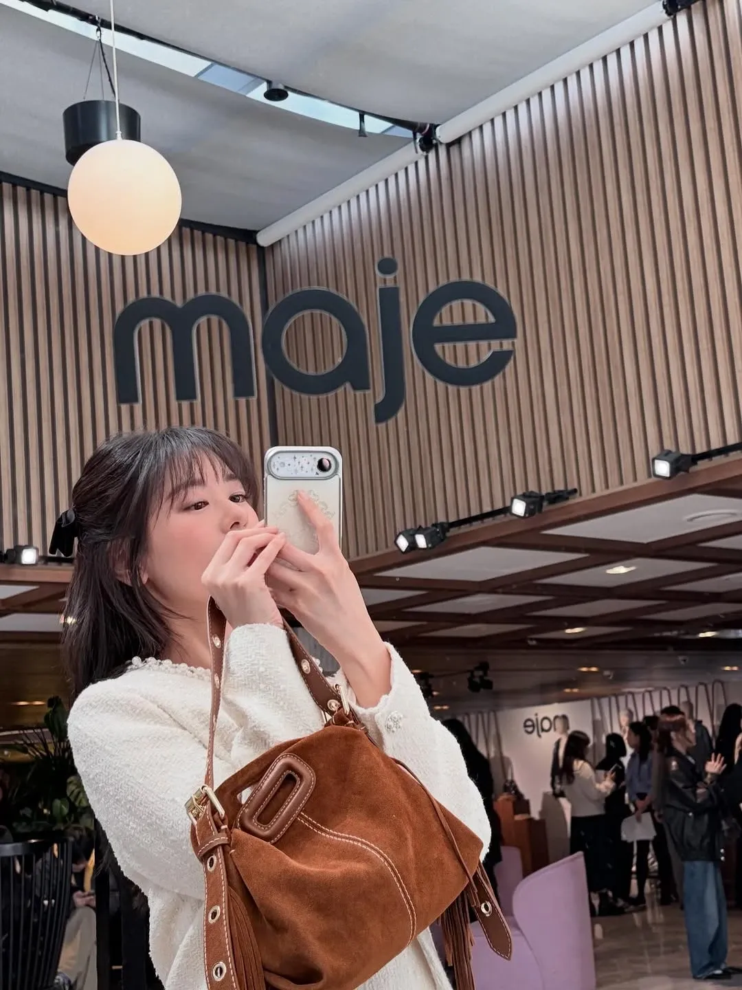 A moment captured by a fan of Jung Somin