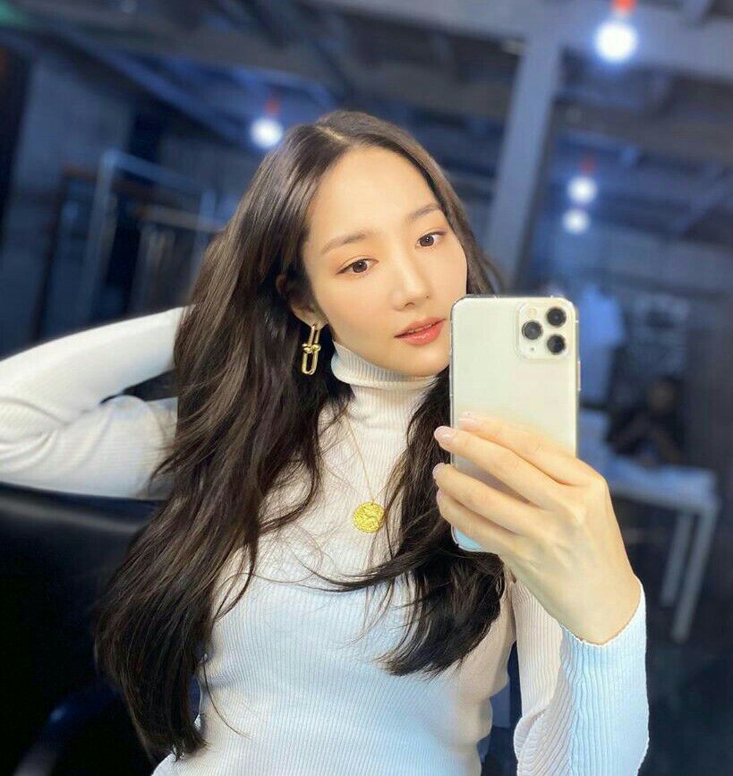Latest photo of Park Minyoung
