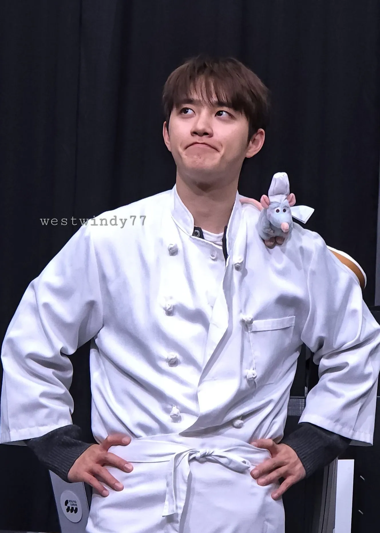 Foto terbaru dari Doh Kyungsoo (D.O.)