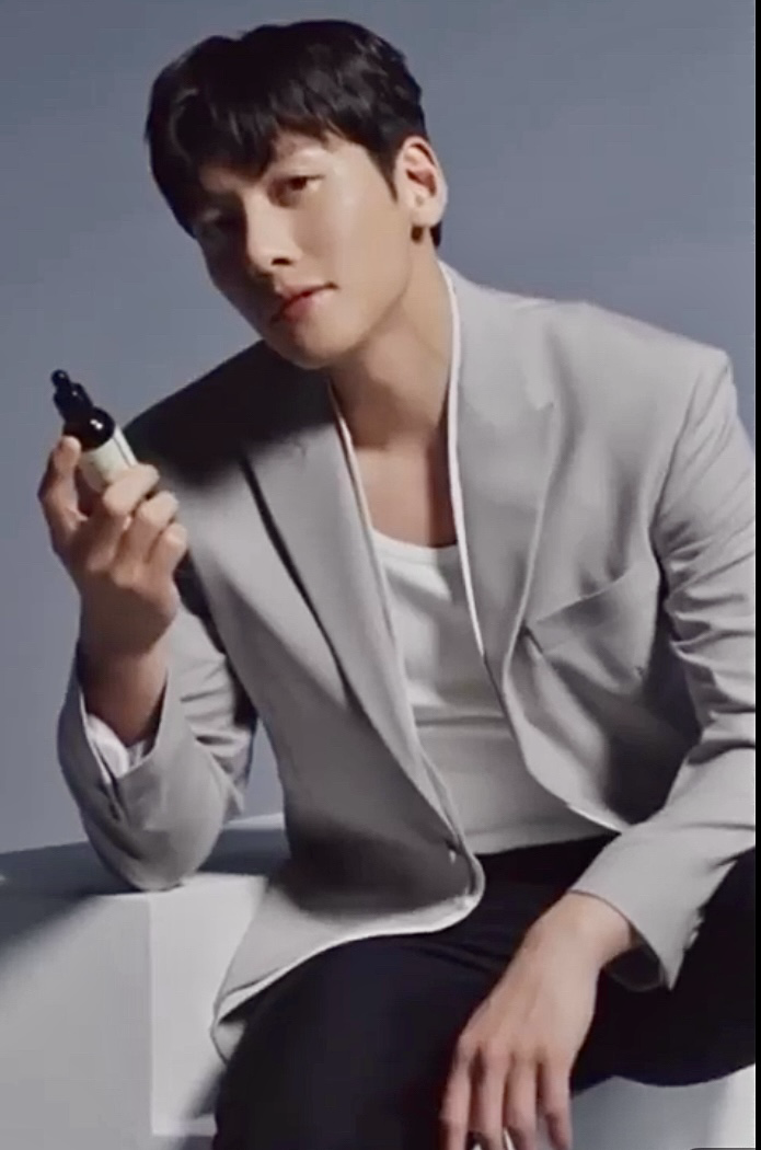 チ・チャンウクのビハインドカット