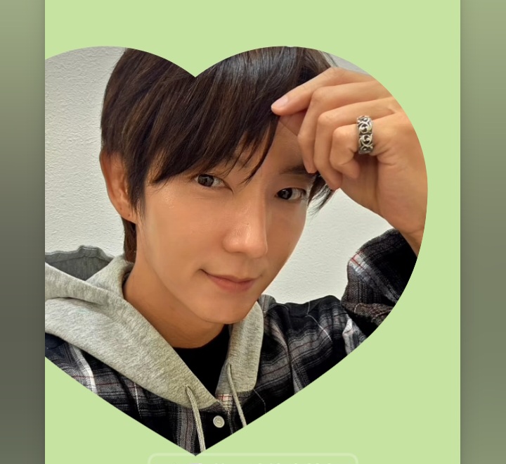 Behind-the-scenes cut of Lee Joongi