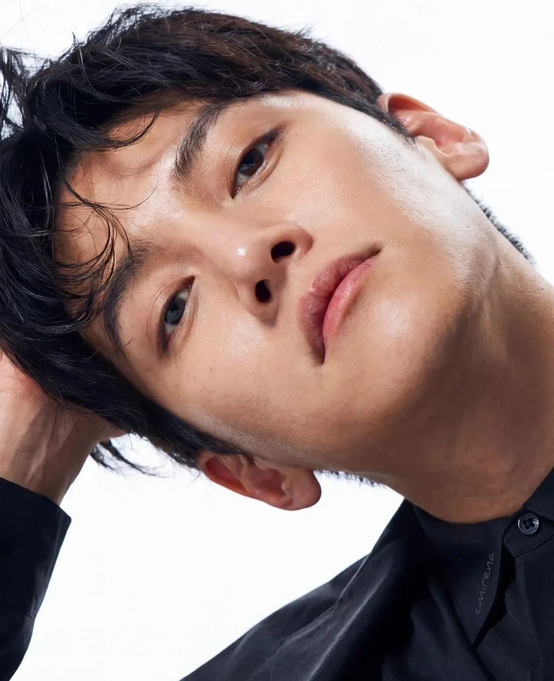 Behind-the-scenes cut of Ji Changwook