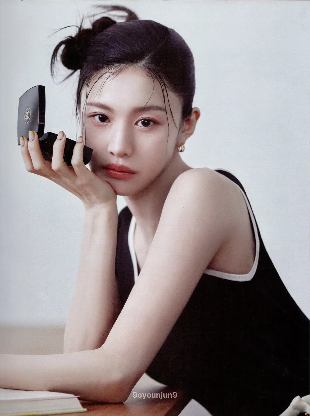 A moment captured by a fan of Go Younjung