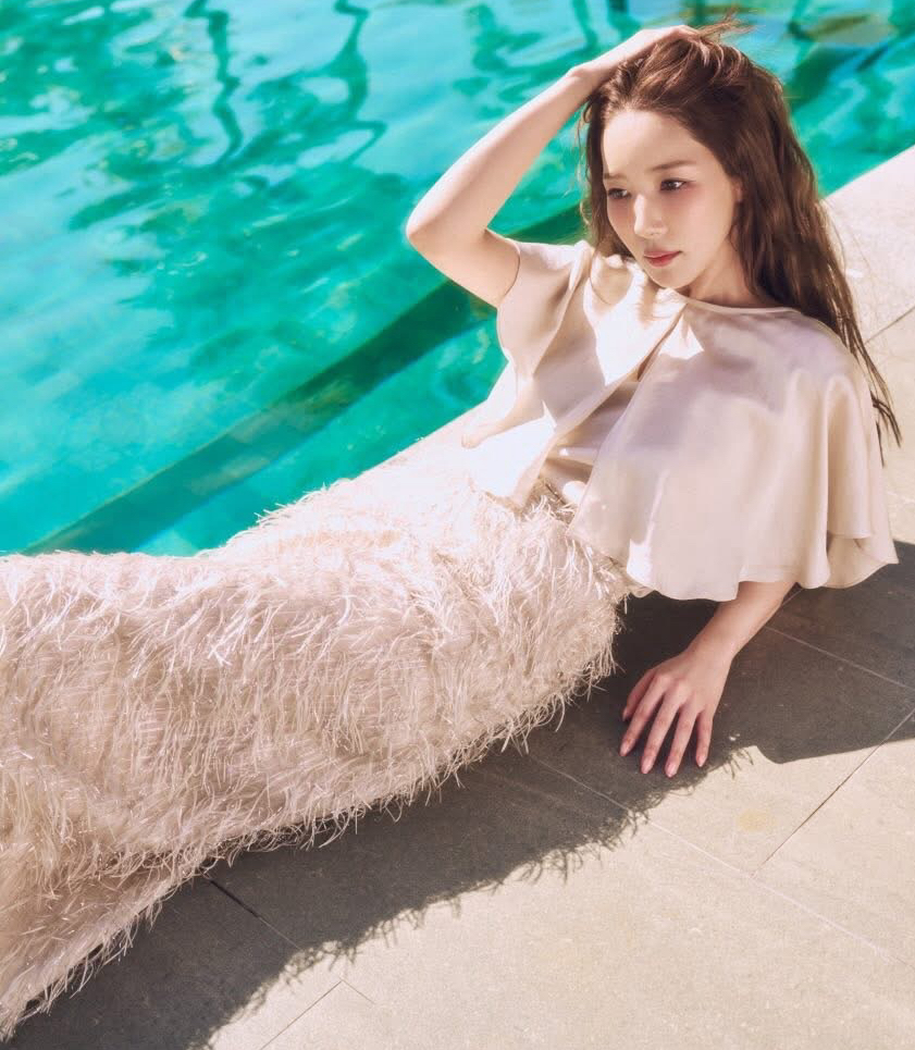 Latest photo of Park Minyoung