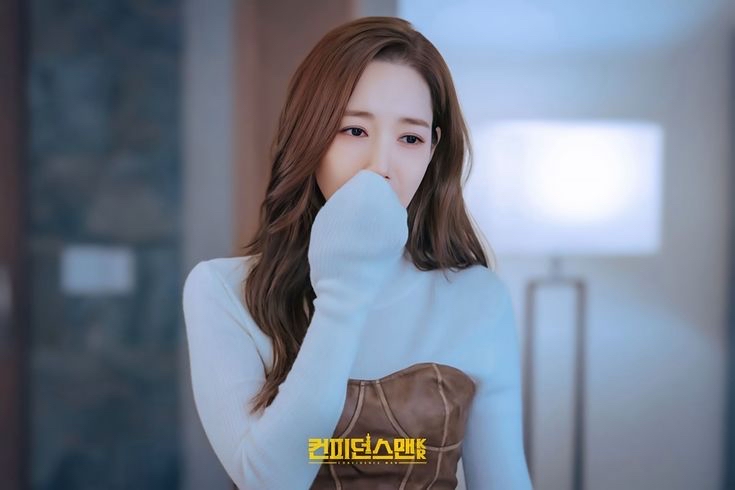 Cuplikan di balik layar dari Park Minyoung