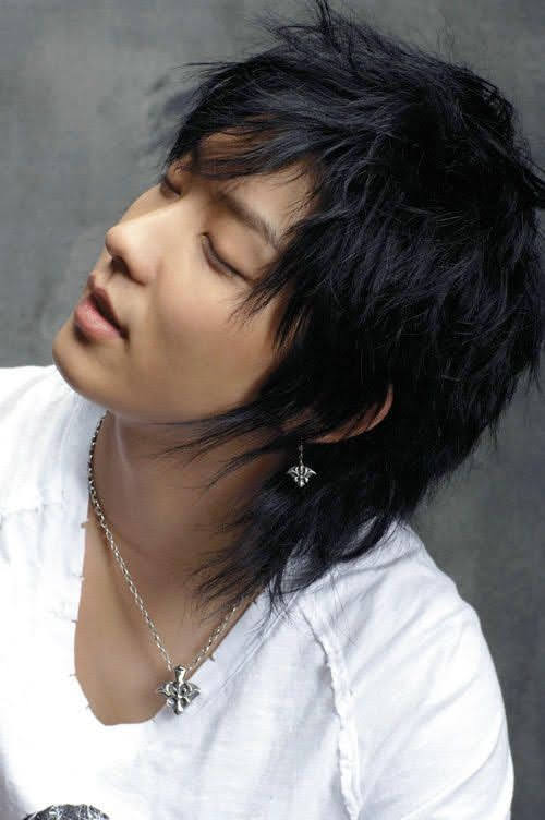 Recent activity shot of Lee Joongi