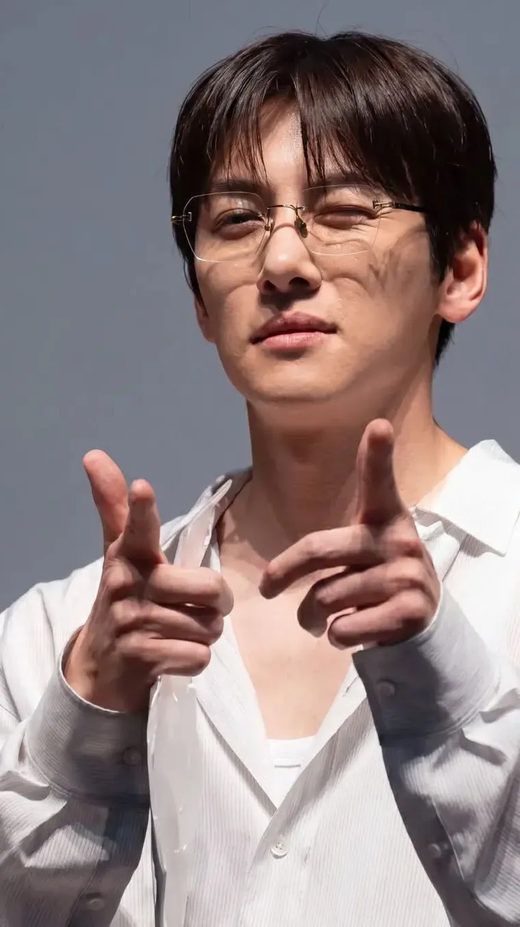 Recent activity shot of Ji Changwook