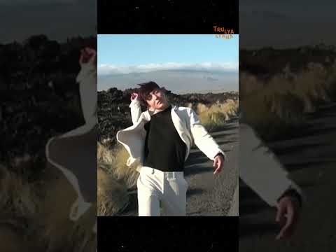 Behind-the-scenes cut of Lee Joongi