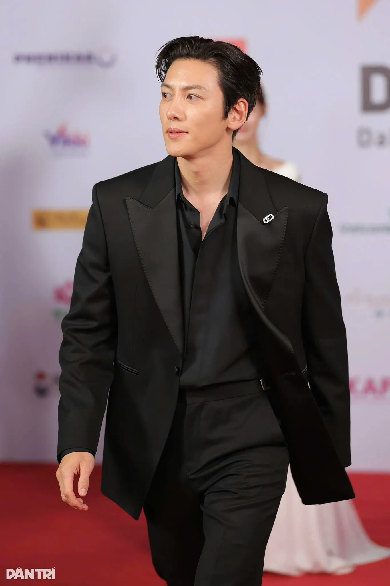 A moment captured by a fan of Ji Changwook