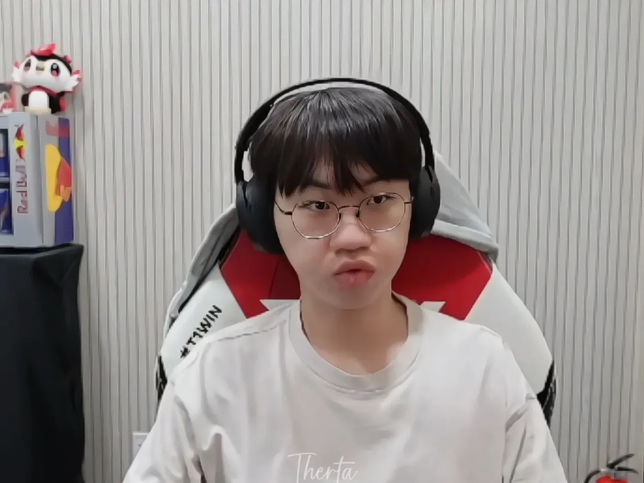 Behind-the-scenes cut of Doran