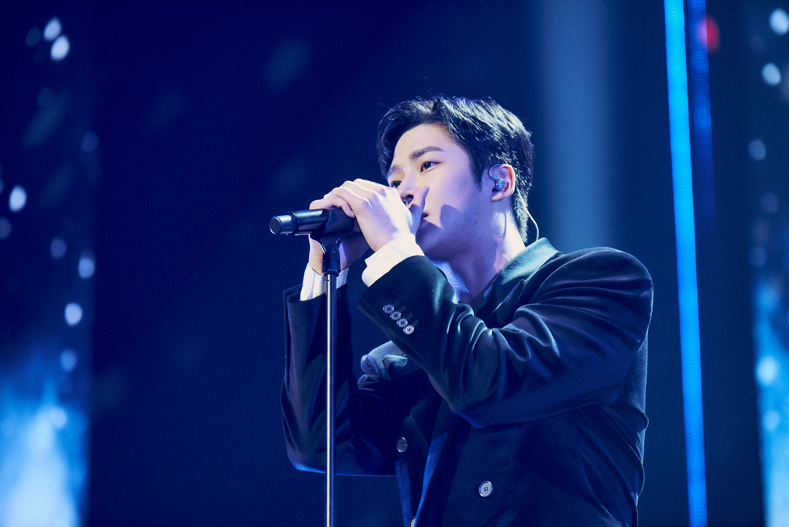 路云的最新照片