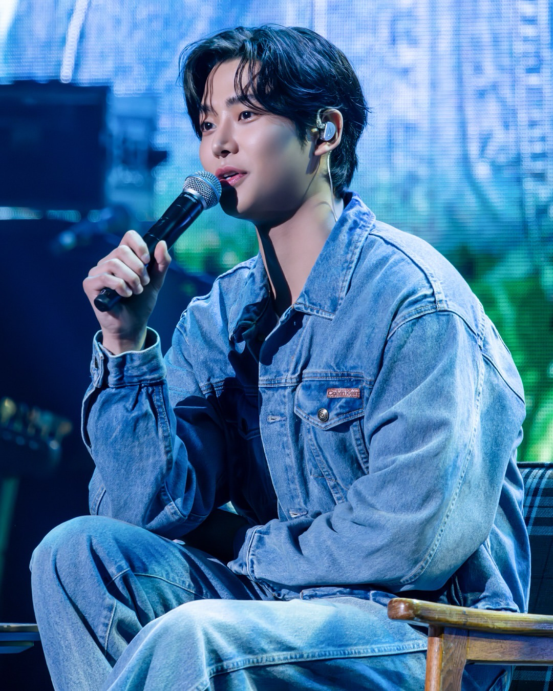 Foto kegiatan terbaru dari Rowoon