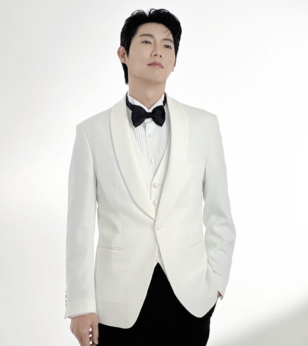 Latest photo of Son Taejin