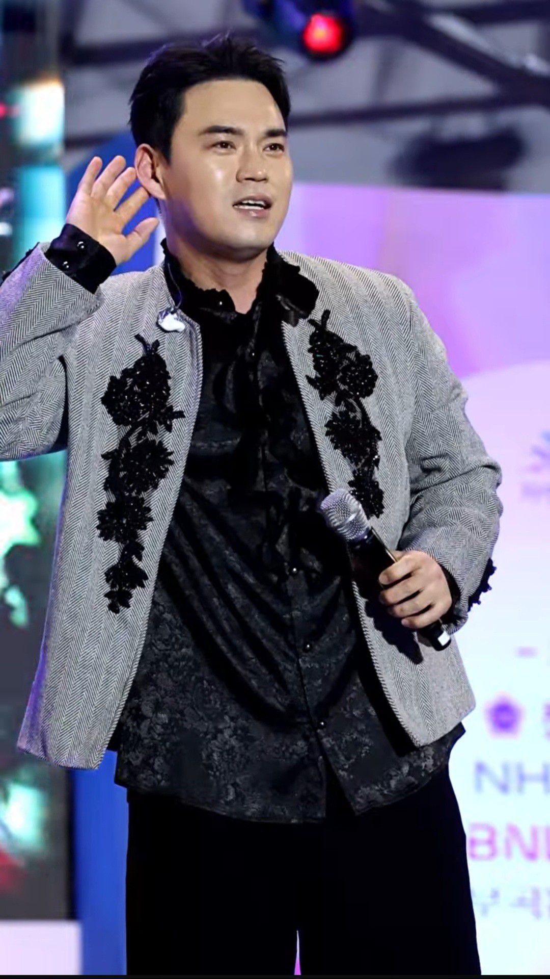 Representative background image loved by Cheonrokdam fandom