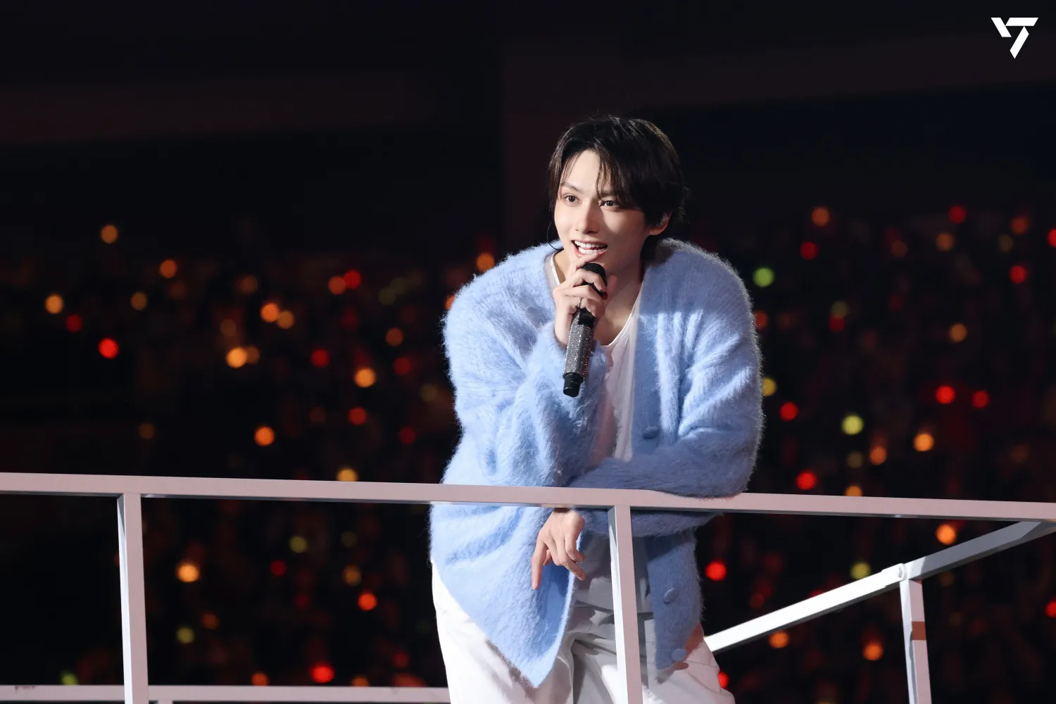 Behind-the-scenes cut of Wen Junhui