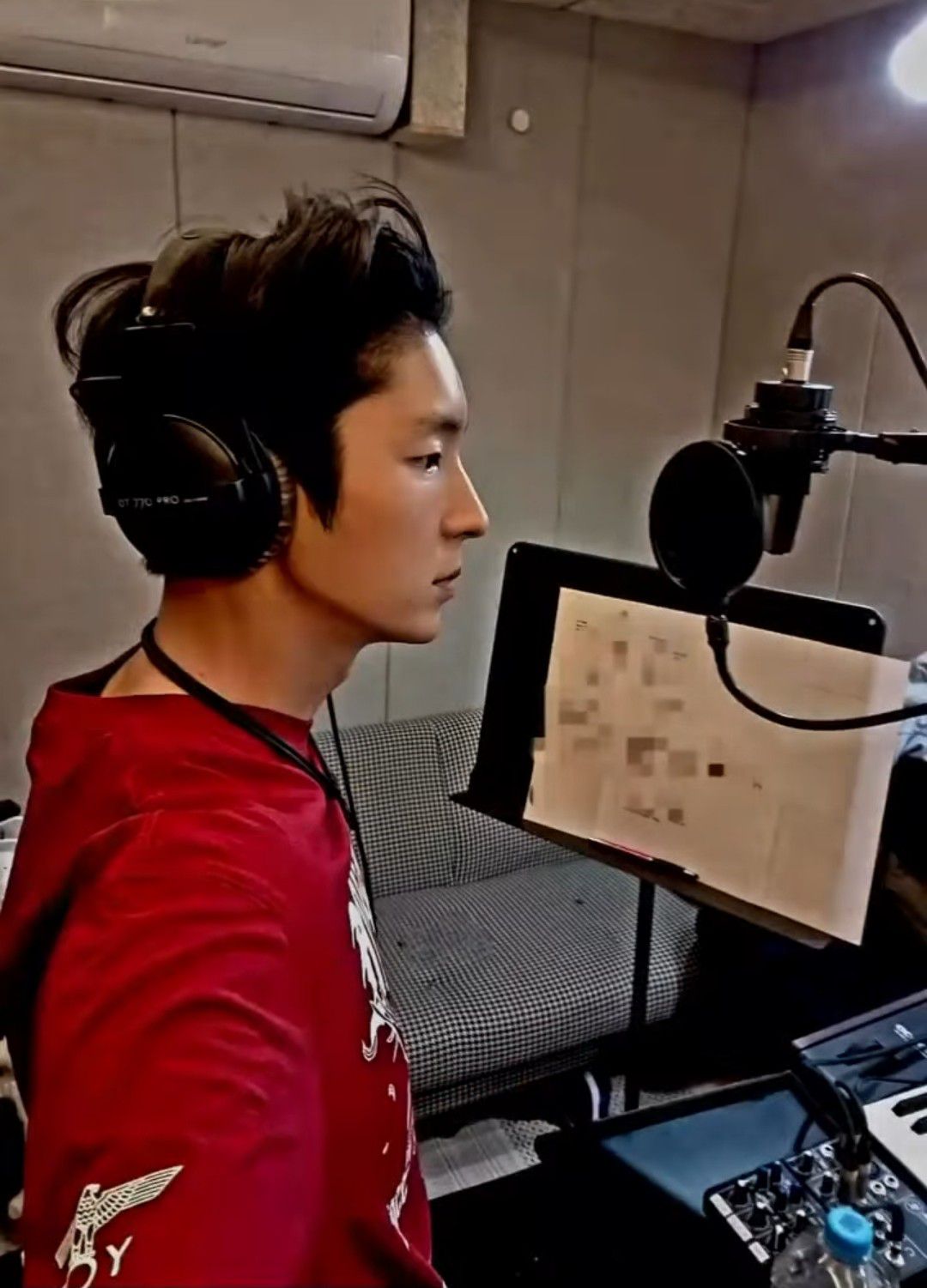 Latest photo of Lee Joongi