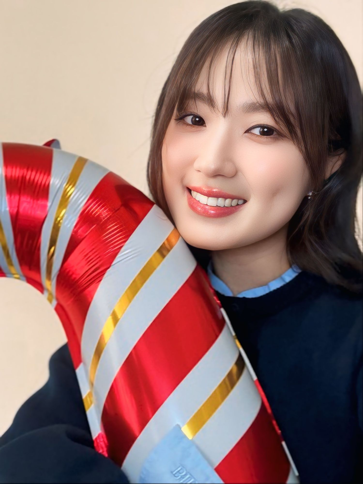 Recent activity shot of Kim Hyeyoon