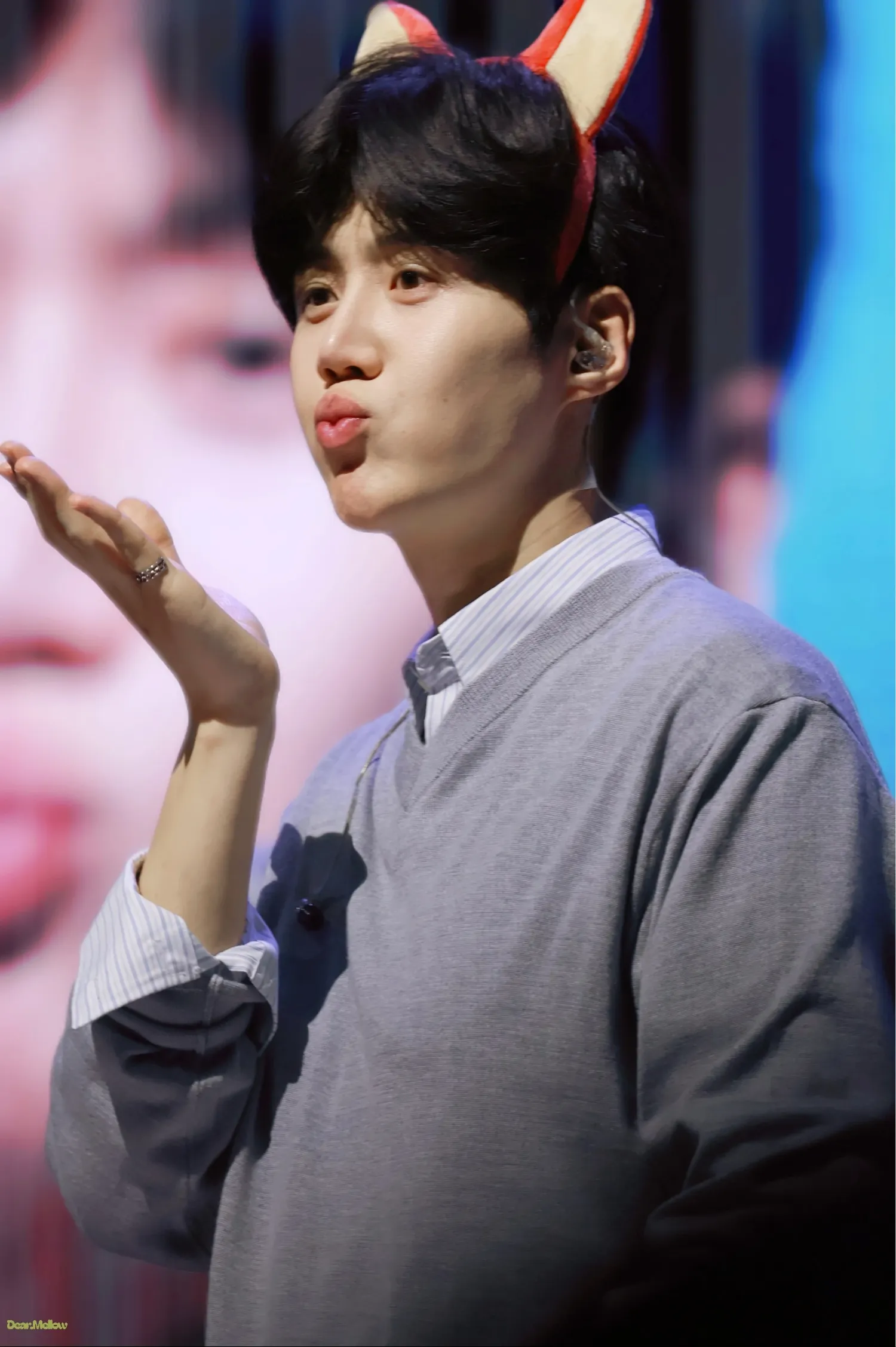 Behind-the-scenes cut of Kim Seonho