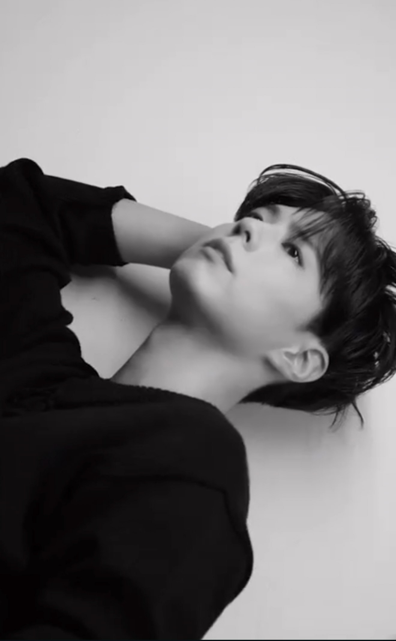 Behind-the-scenes cut of Park Bogum
