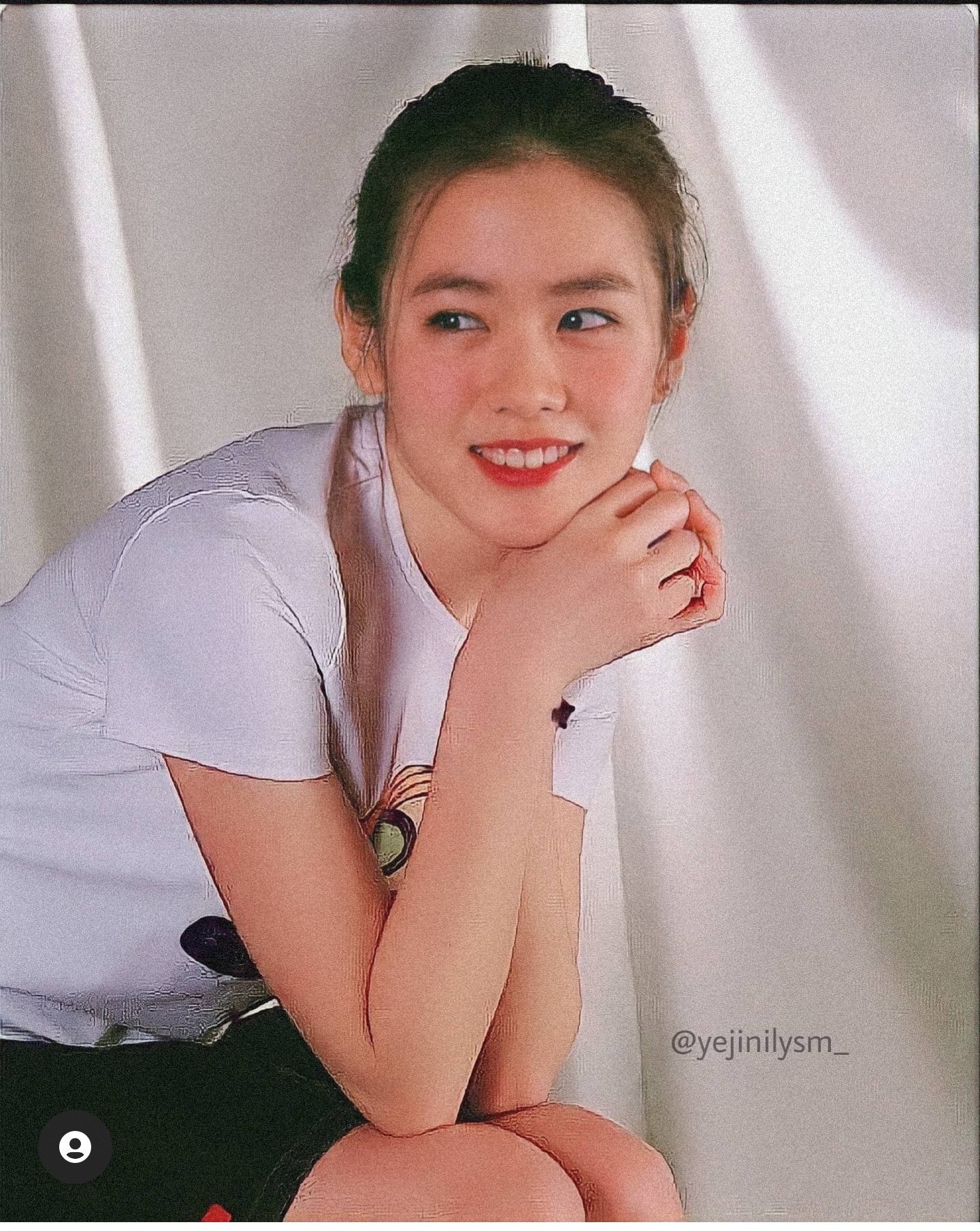 Foto kegiatan terbaru dari Son Yejin