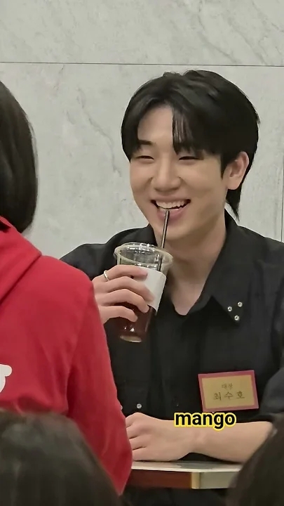 Emotional wallpaper shared by fans for Choi Sooho