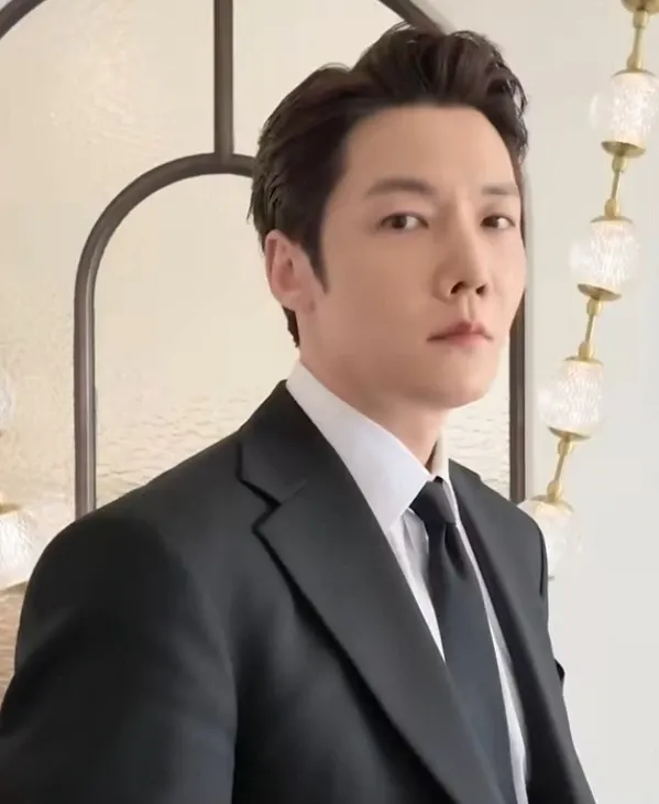 A moment captured by a fan of Choi Jinhyuk