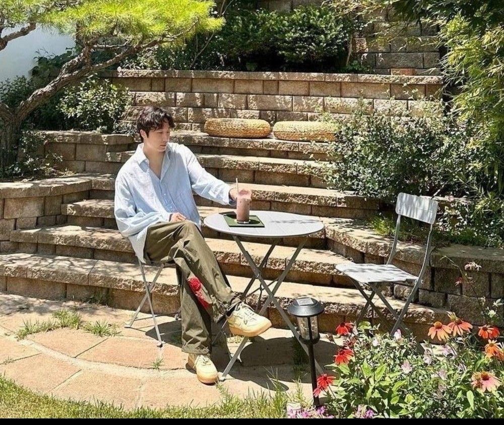 A moment captured by a fan of Jung Ilwoo