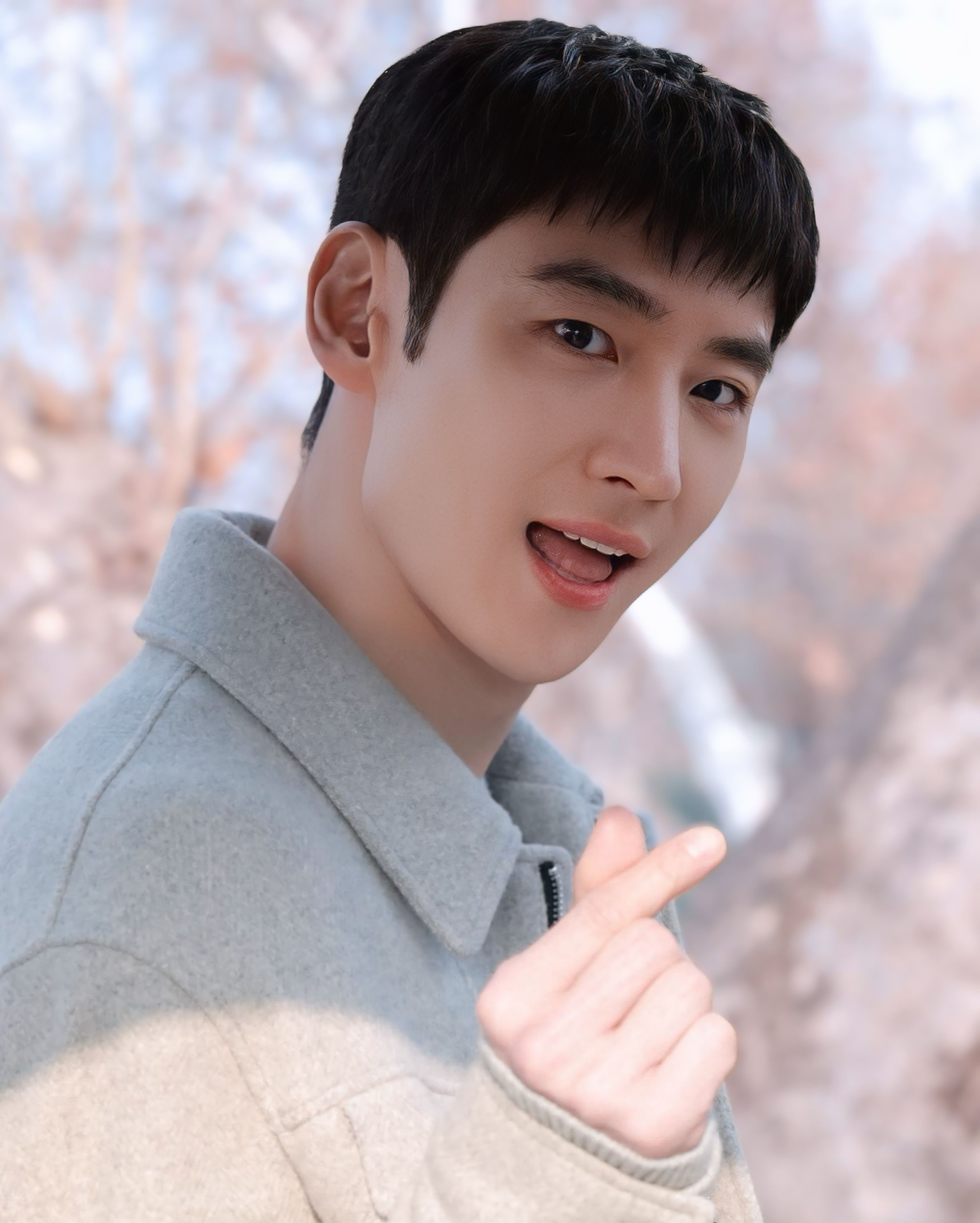 A moment captured by a fan of Lee Jaehoon