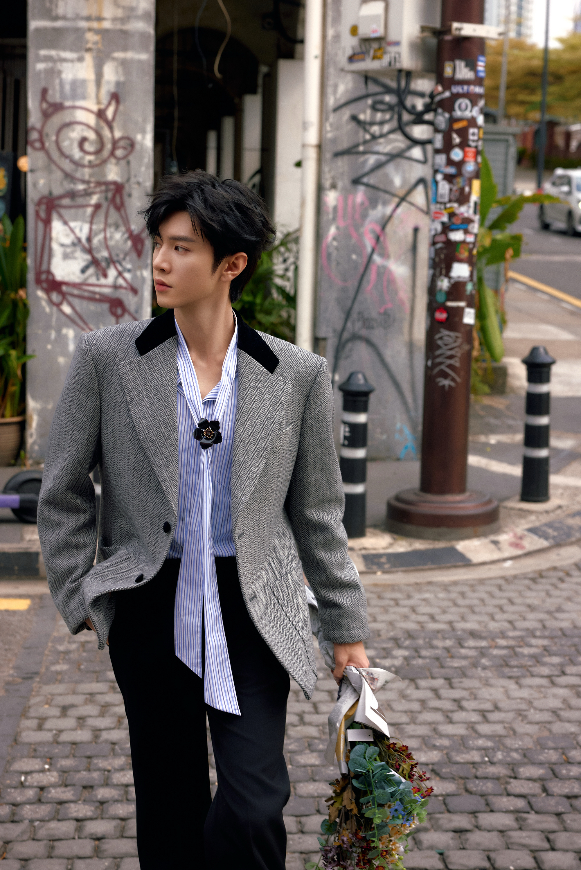 Behind-the-scenes cut of Chen Zhe Yuan