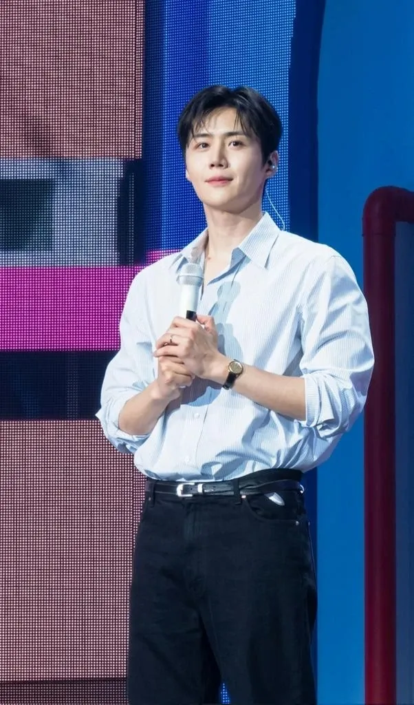 김선호의 최신 사진