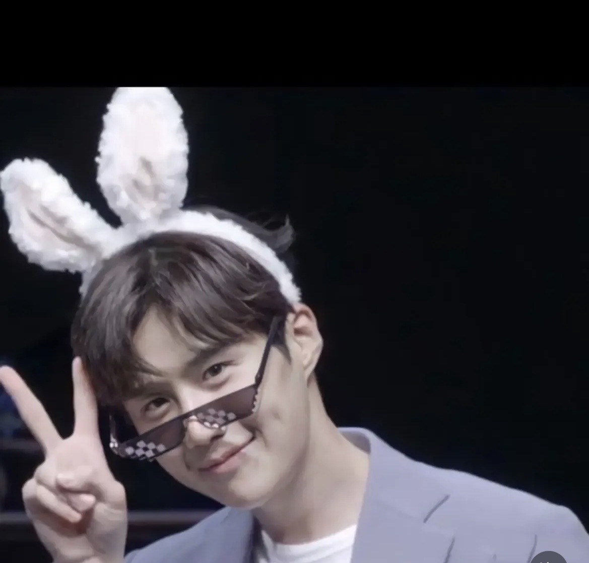 Behind-the-scenes cut of Kim Seonho