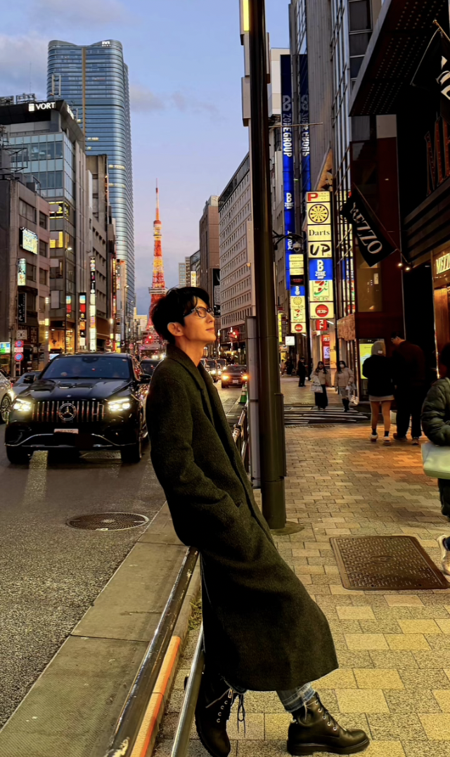 Latest photo of Lee Joongi