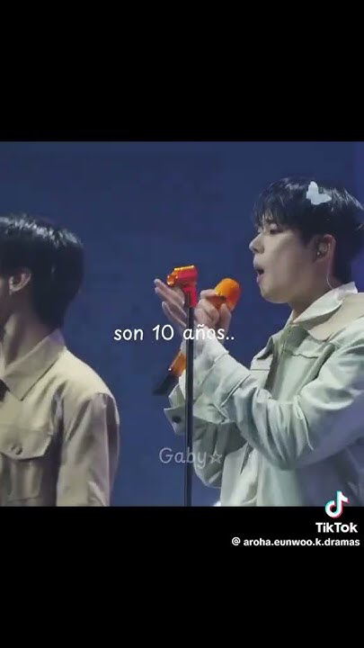 Emotional wallpaper shared by fans for Cha Eunwoo