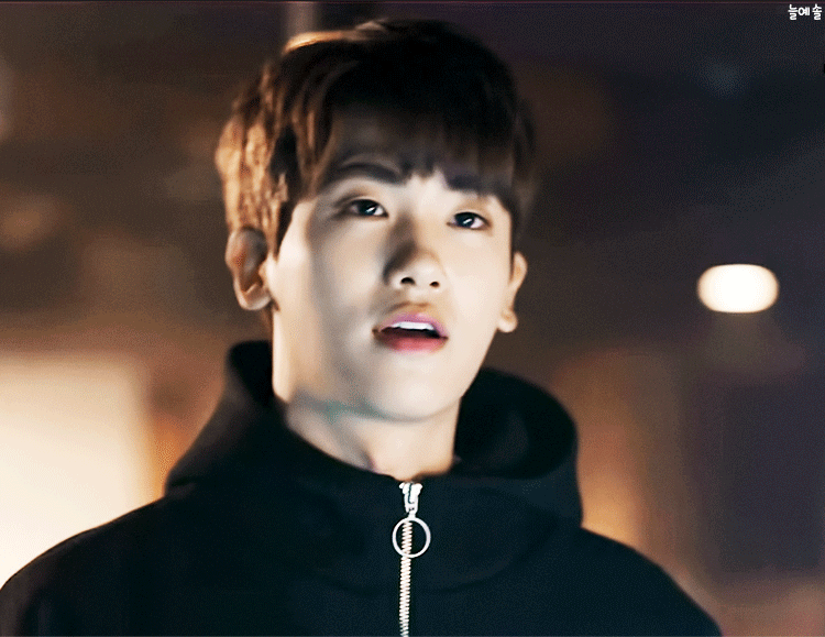 Behind-the-scenes cut of Park Hyungsik