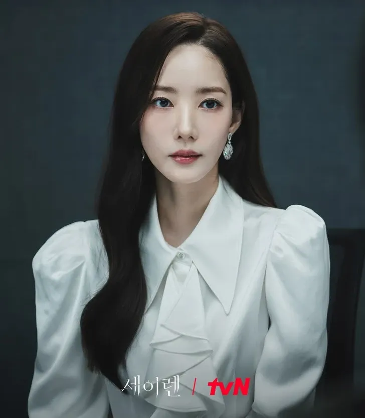 Recent activity shot of Park Minyoung