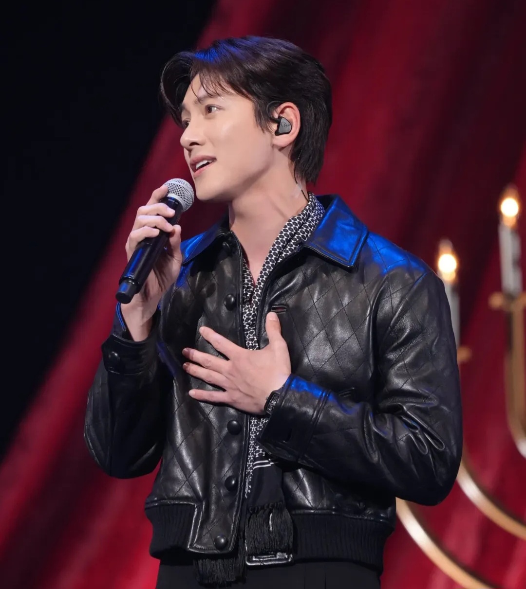 A moment captured by a fan of Ji Changwook