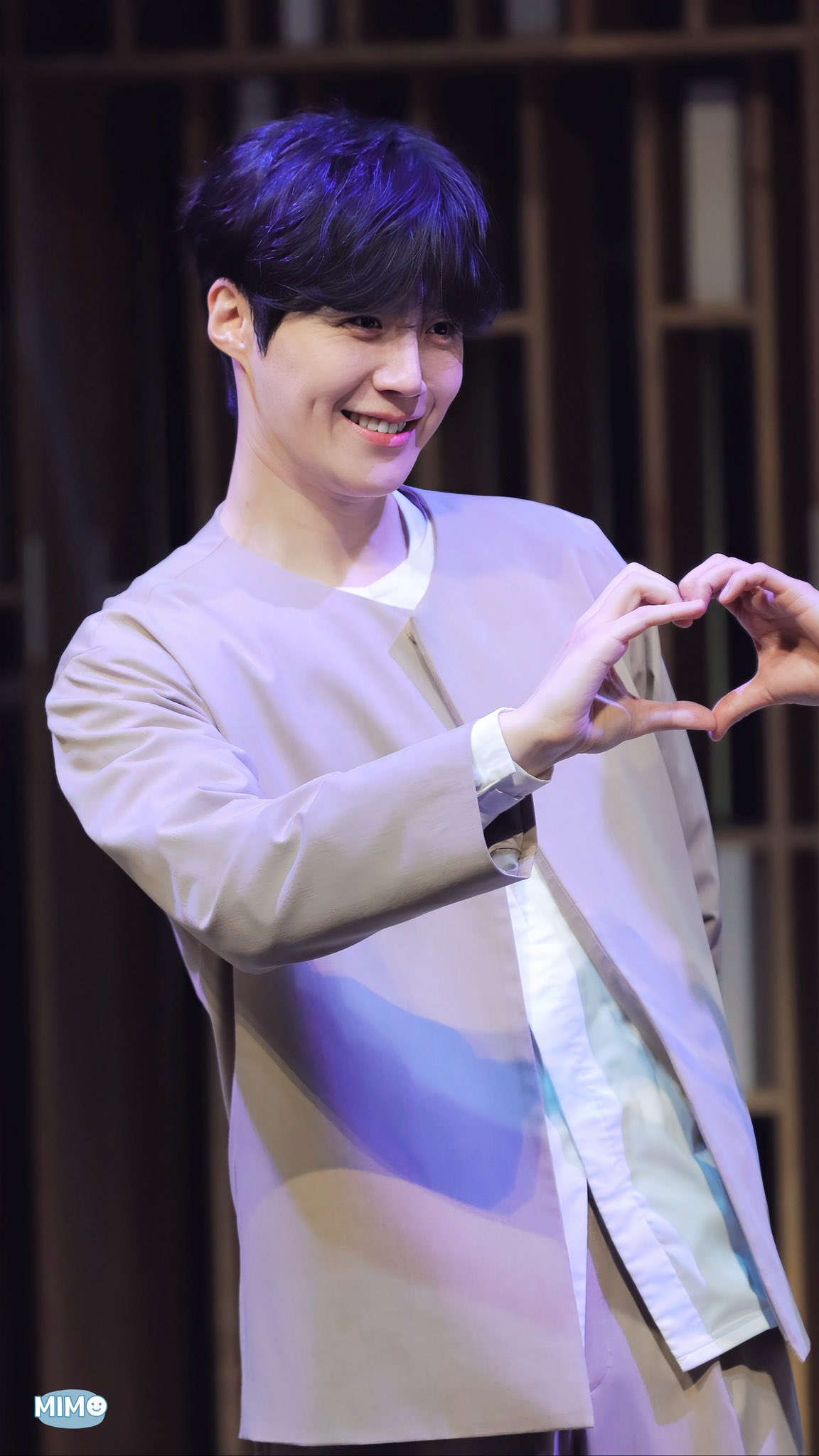 A moment captured by a fan of Kim Seonho
