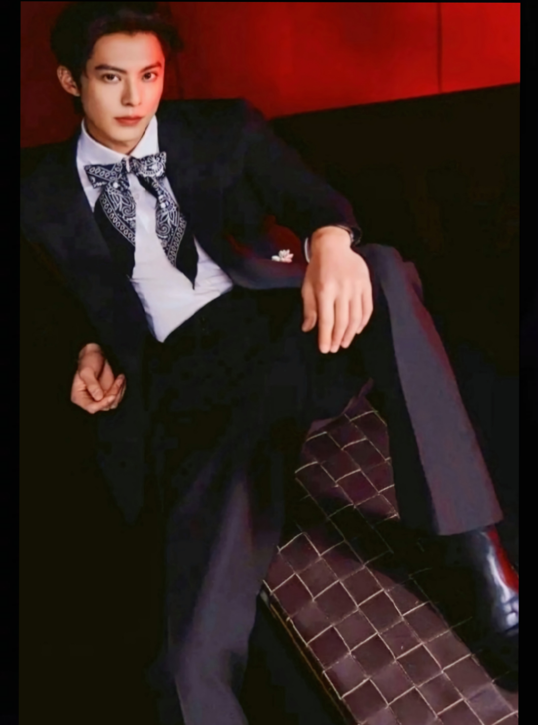 Behind-the-scenes cut of Dylan Wang