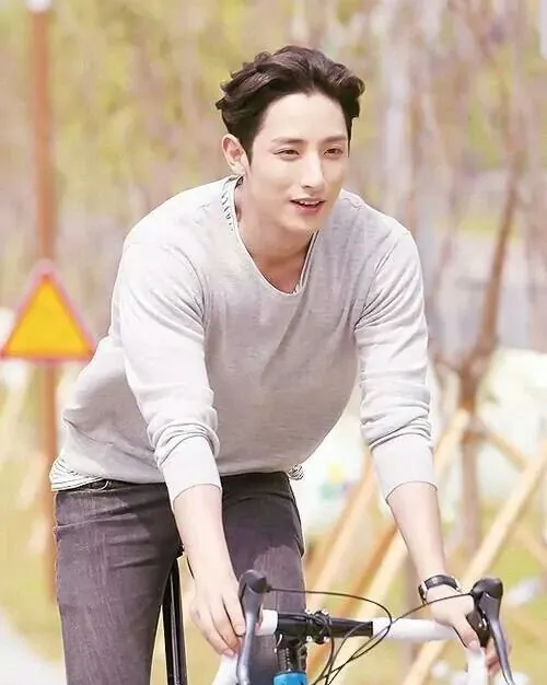 Latest photo of Lee Soohyuk