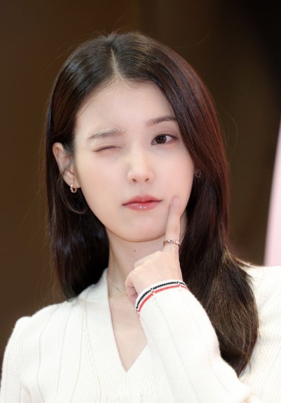 IUのビハインドカット